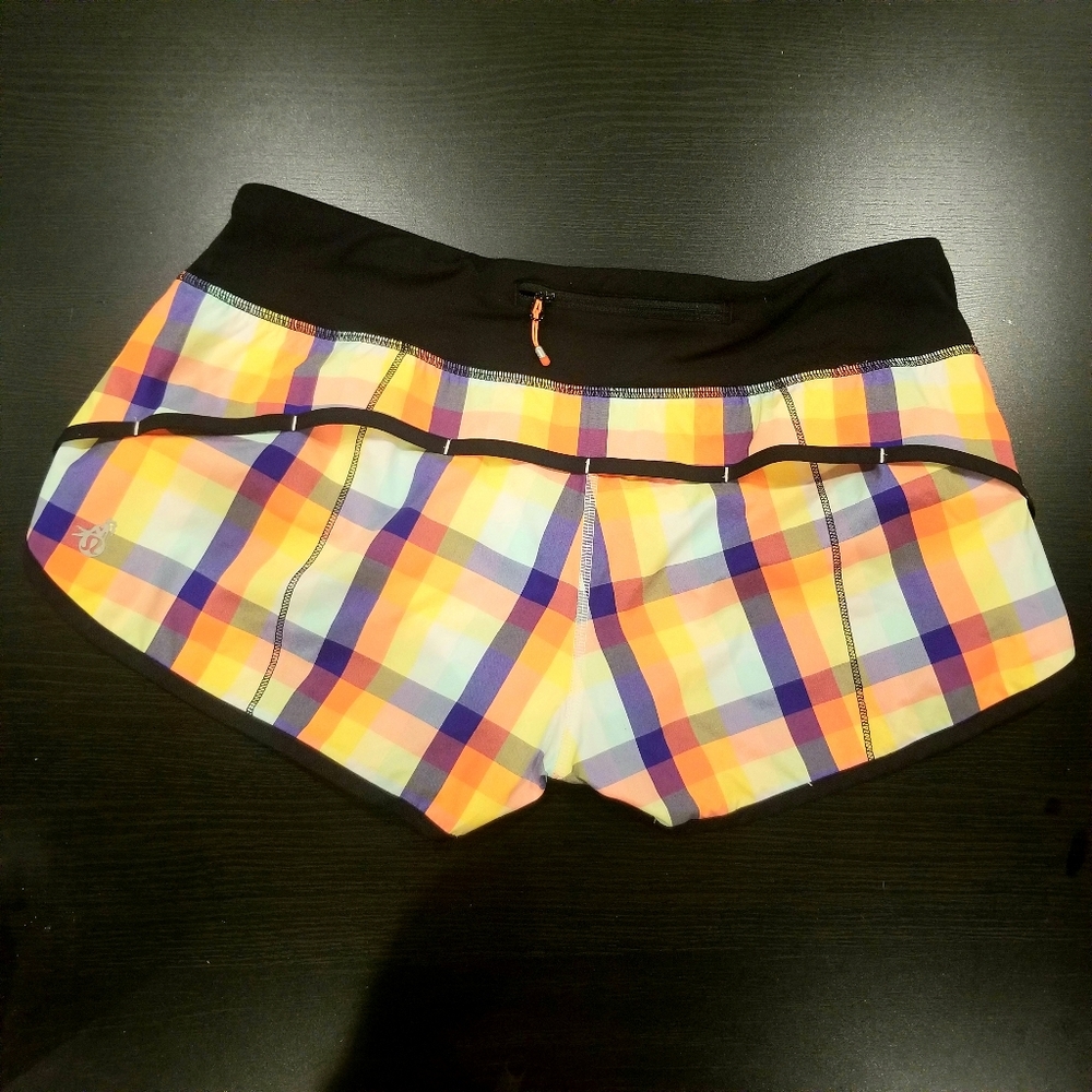 Lululemon Athletic Speed Shorts Size 8